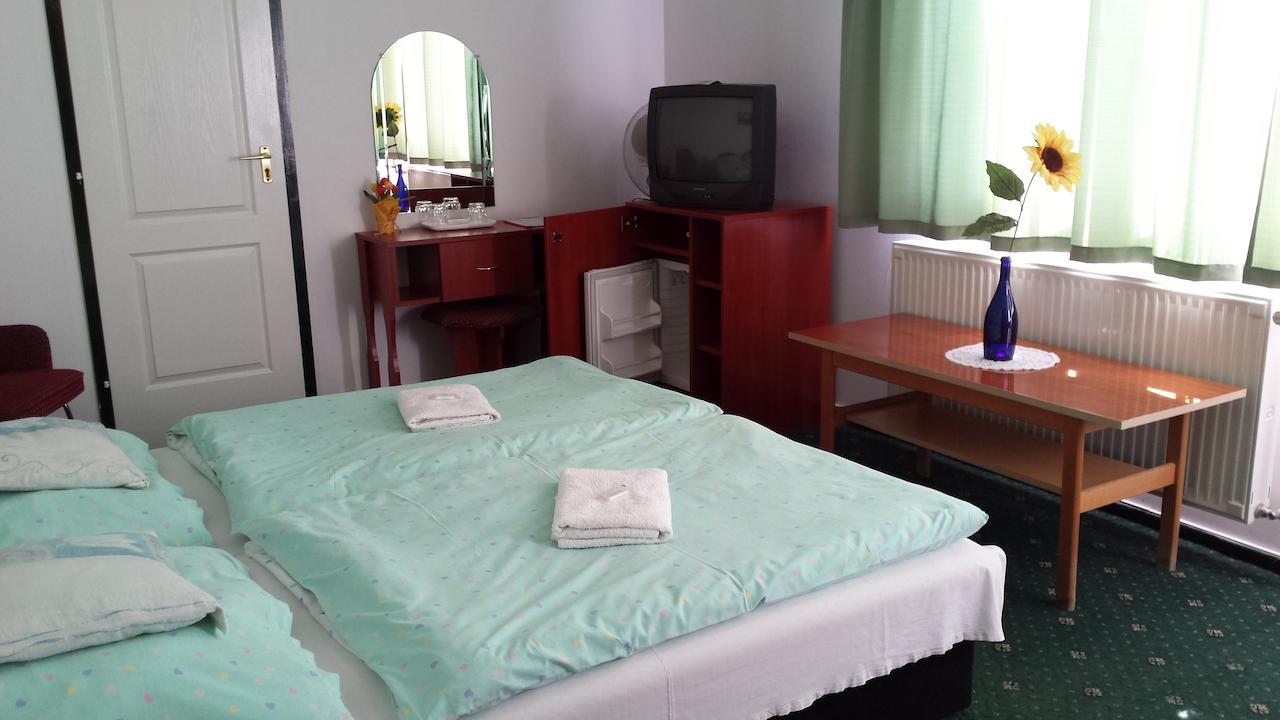 Bed and Breakfast Belko Panzio Belapatfalva Pokój zdjęcie