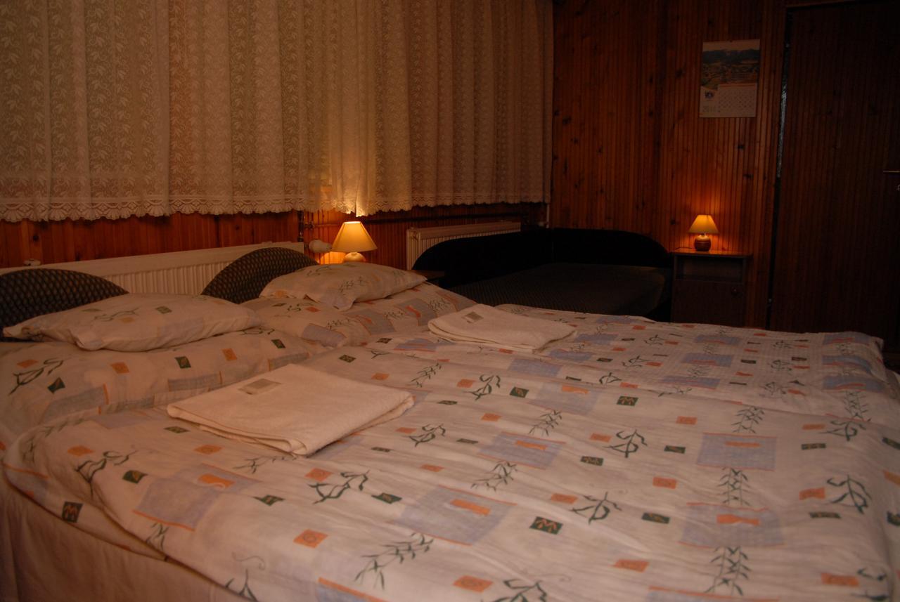 Bed and Breakfast Belko Panzio Belapatfalva Pokój zdjęcie